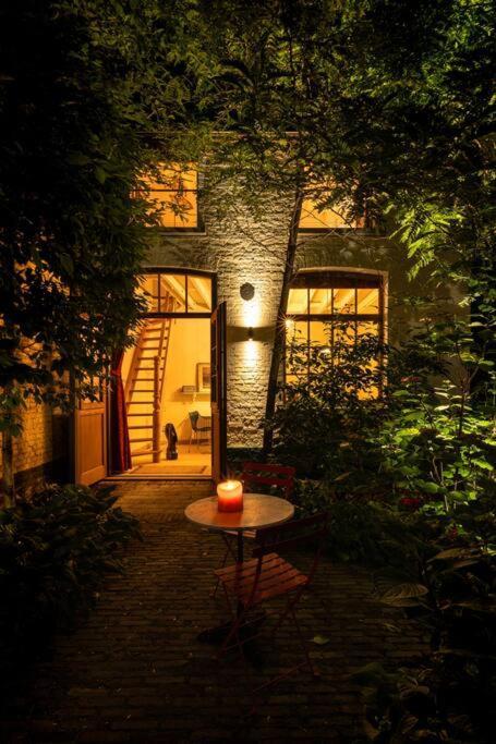 הוילה אנטוורפן Carriage House In Quiet Ecological Garden מראה חיצוני תמונה